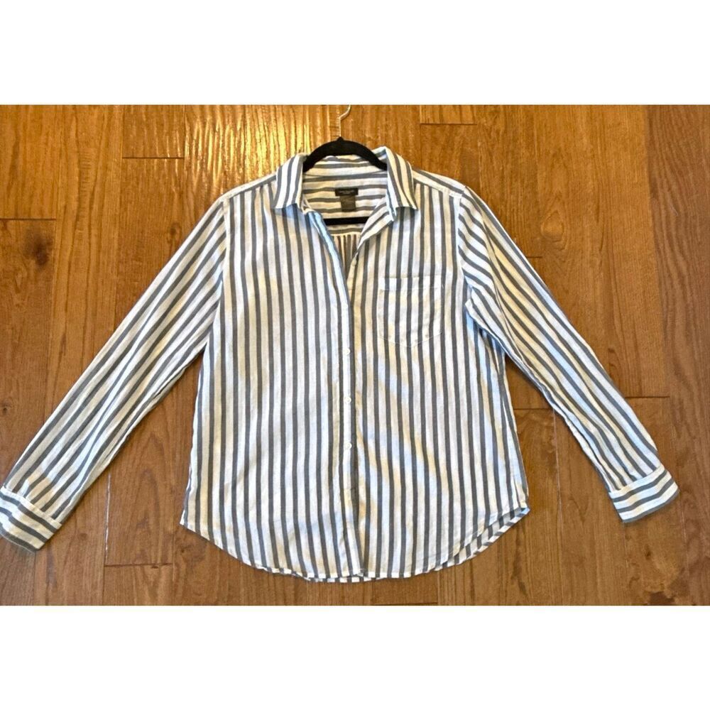 Ann Taylor factory blue striped cotton button down M - Picture 10 of 10